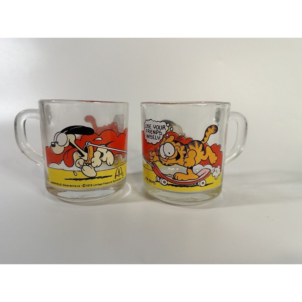 Lot of 2 Vintage McDonald’s Garfield Glass Mugs/Cups Garfield Characters